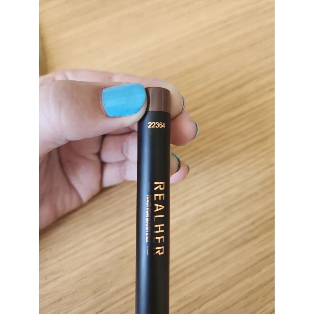RealHer Eye Am Influential Cream Eyeshadow Stick #22364 Chocolate Matte NIB
